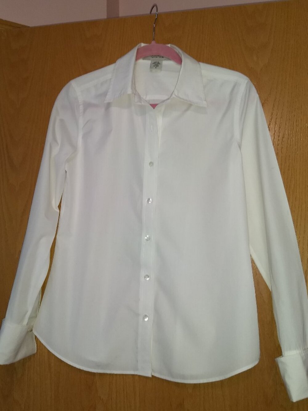 Banana Republic button - down shirt. Size M.